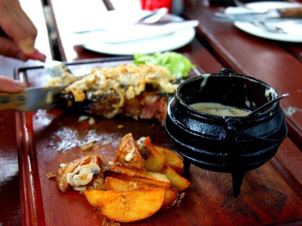 Barrel And Blues Inn Swellendam Ngoại thất bức ảnh