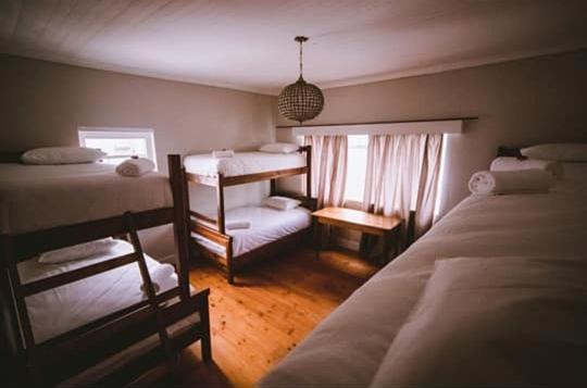 Barrel And Blues Inn Swellendam Ngoại thất bức ảnh