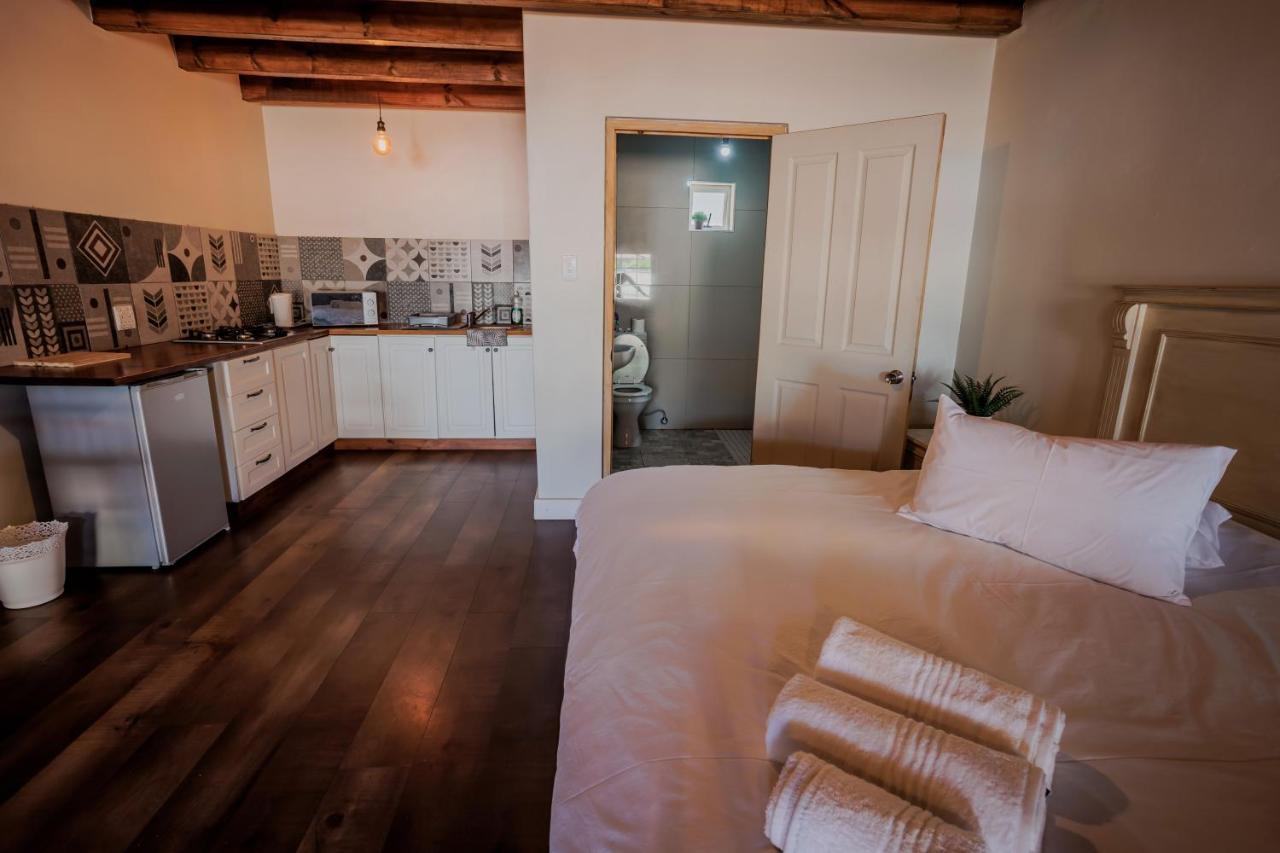 Barrel And Blues Inn Swellendam Ngoại thất bức ảnh
